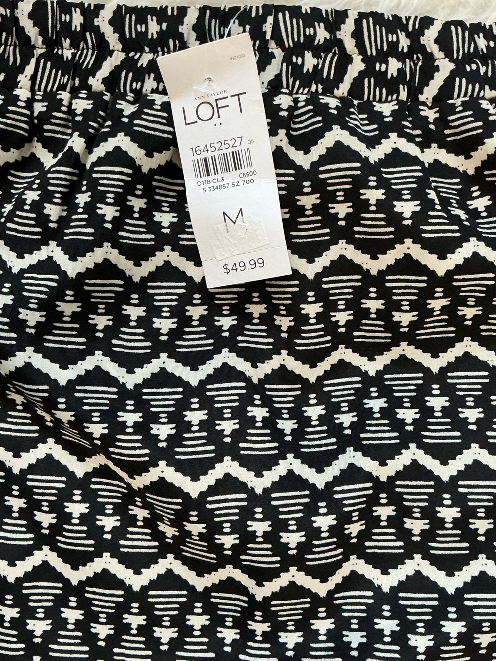 LOFT Black White Geometric Print Mini Skirt Elastic Waist Pull-On Size M NWT - Picture 4 of 14